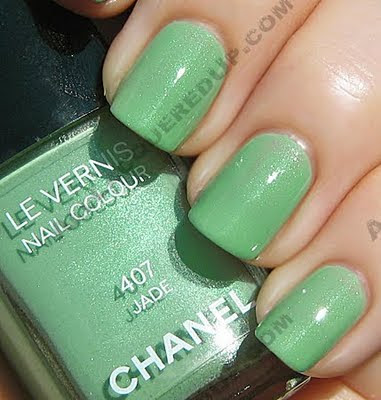 chanel-jade-nail-polish-collection-mint-green-fall-2009.jpg