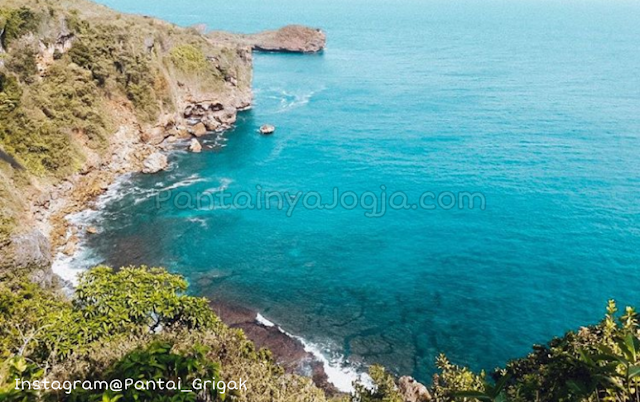 pantai grigak gunungkidul