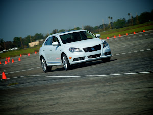 Suzuki Kizashi Sport 2011 (5)