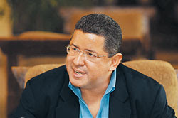 Francisco Flores: “es bueno que ARENA haya salido del poder”