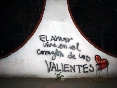 frases de amor verdadero. frases de amor imposible.