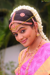 Priyamani in wedding dress,