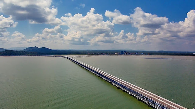 Trestle Pelabuhan Internasional Kijing