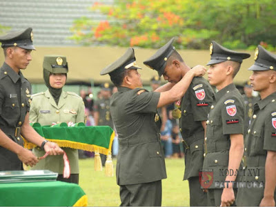 Asep Setia Gunawan Tutup Pendidikan Pertama Tamtama di Rindam Pattimura