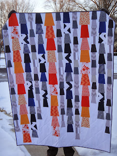 http://ablueskykindoflife.blogspot.com/2014/02/glam-garlands-quilt-finished.html