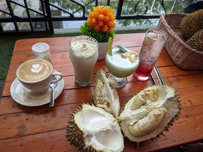 menu durian coffee and eatery malang