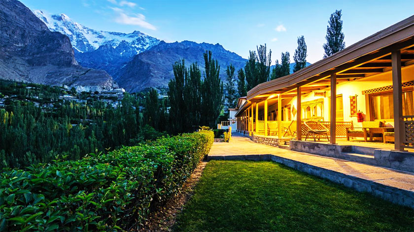 hunza valley, hunza valley tour, Karimabad city, hunza valley tour packages, beautiful places to visit, places to go on vacation, best tourist places in Pakistan