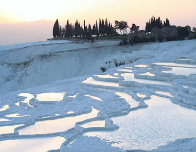 Natural-Springs-and-Limestone-Cliffs-of-Pamukkale-Turkey