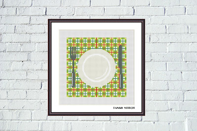 Green ornament table mat kitchen plate cross stitch pattern - Tango Stitch