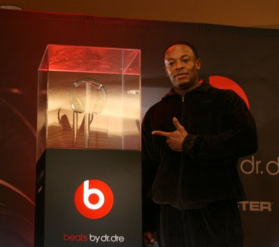 Beats Earbuds on Uni Verse Is  Dr  Dre   Jimmy Iovine Talk Beats By Dr  Dre   Detox