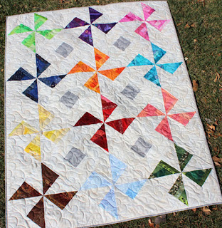 PINWHEEL QUILT-SCRAP QUILT-FREE QUILT PATTERN-FREE PATTERN