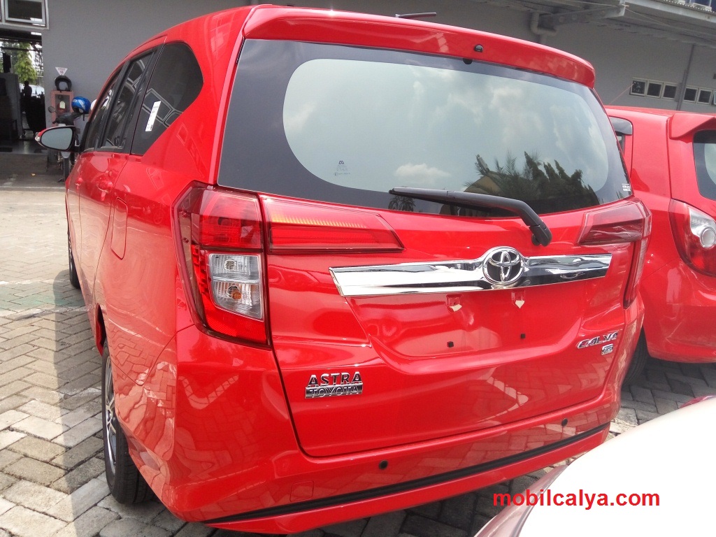 Warna Gambar Video Foto Mobil Toyota Calya Merah Interior 2016 2017