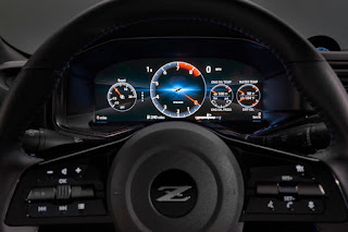 Nissan Z (2023) Instruments