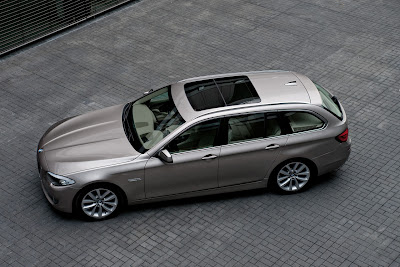 2011 BMW 5 Series Touring Top Side View