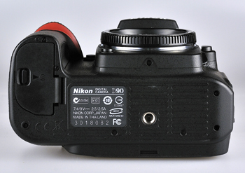 Nikon D90