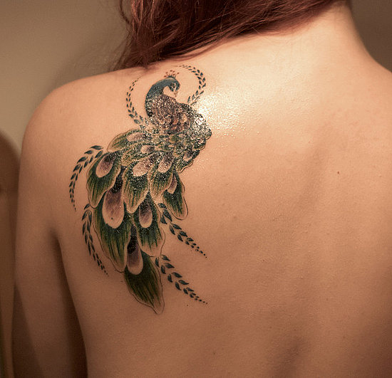 Girls Tattoo Designs of Peacock Shoulder gt 2011