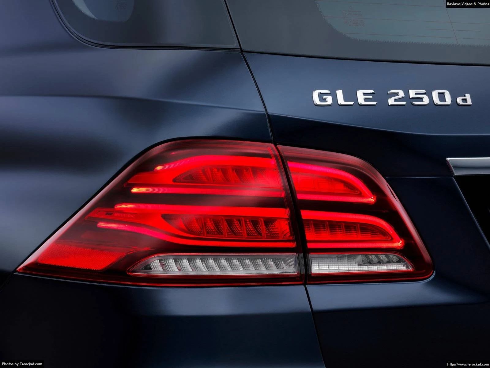 Hình ảnh xe ô tô Mercedes-Benz GLE 2016 & nội ngoại thất