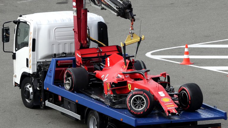 Fórmula 1: Se accidentó Vettel y Leclerc casi choca a su compañero en la clasificación en Rusia