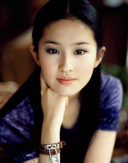 Chinese Model, Chinese Singer