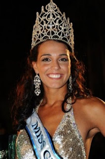 Kaiane Aldorino Pemenang Miss World 2009