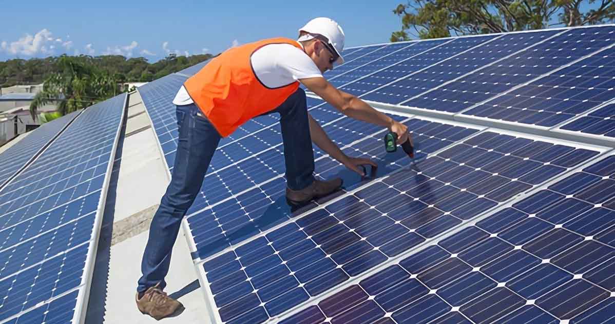 Solar Panel Installation Services in Lahore