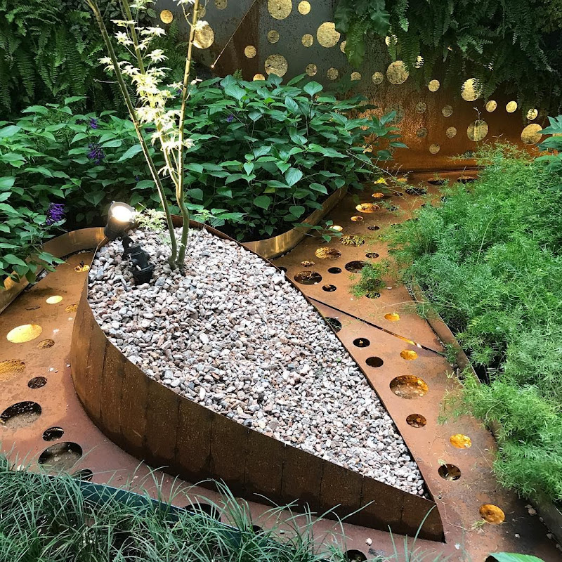 Casa FOA 2017: Patio interno Peek-a-boo - Fabiana Sambresqui