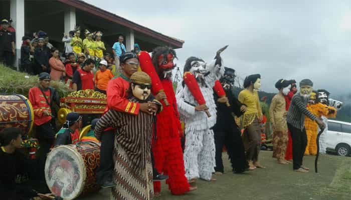 Kesenian Dongkrek Asli Madiun