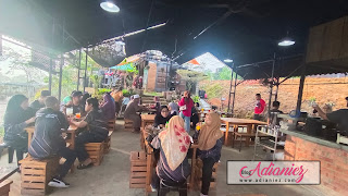 Saudagar Nanas Agrofarm, Kajang | Kafe di ladang nanas yang berkonsepkan agrotourism