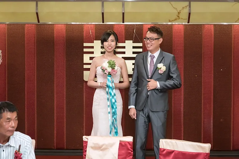高雄婚攝-white wedding白色婚禮手工婚紗-蓮潭國際會館-聯上大飯店（晶綺盛宴）-099