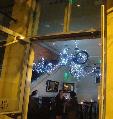 bicycle decor in the bar at Sel de la Terre