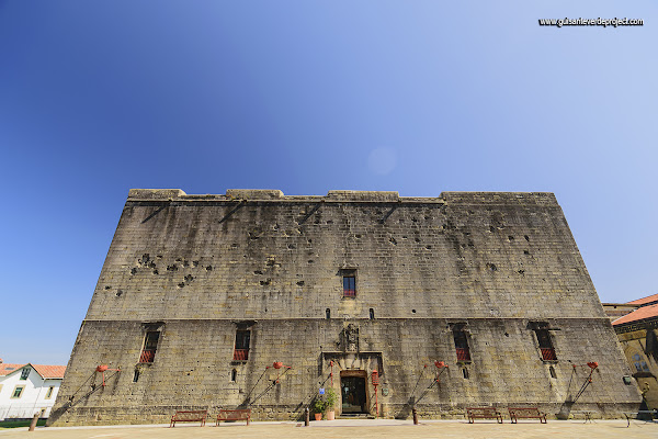 Palacio de Carlos V, Parador de Turismo - Hondarribia, por El Guisante Verde Project