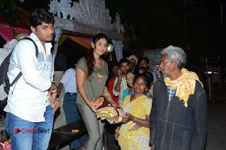 Actress Sri reddy (apthatrust director) Distrubuted Blankets for Orphans at Sai Baba Temple  0030.JPG
