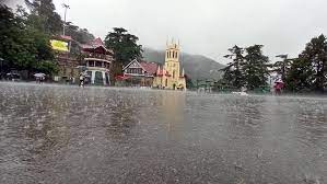लगातार हो रही बारिश के कारण नदियों में गाद बढ़ने से शहर मे पानी की राशनिंग