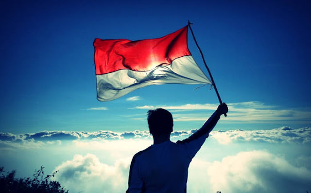 gambar bendera indonesia berkibar