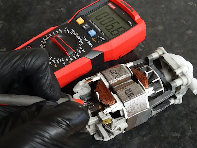 Testing Triton shower safeguard low pressure shower pump motor testing fault finding T90xr T150z