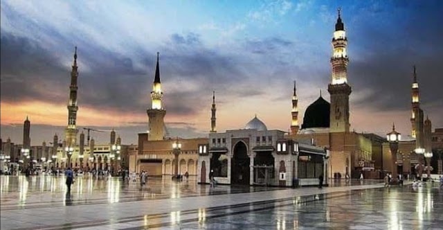 The Masjid Nabawi should be closed half an hour after Taraweeh and opened 2 hours before Fajr prayers