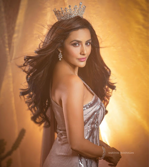 Priya Anand Twitter, Husband, Photos, Height, Weight, Movies