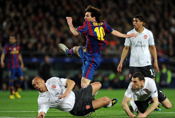 lionel messi 2011 vs arsenal. Arsenal players, from left: