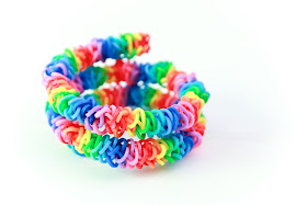 Wrap Rubber Band Bracelet @craftsavvy #craftwarehouse #rubberbandbracelets #loom #loombands #diy 