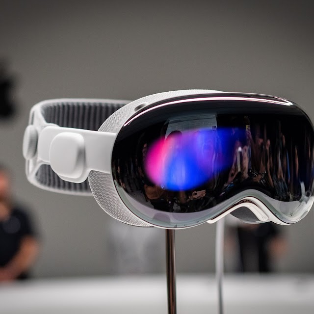Apple Vision Pro Review: The Future of Spatial Computing
