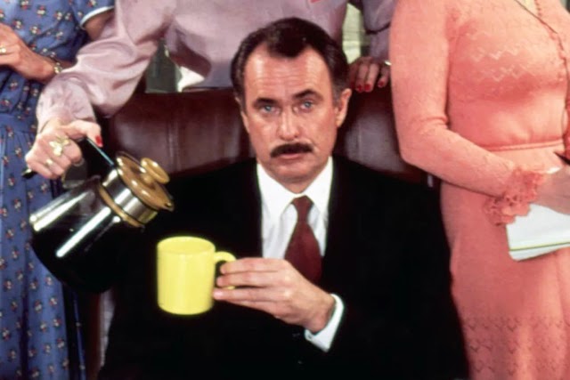Dabney Coleman, known for his role as the villainous boss in "9 to 5," dies at 92