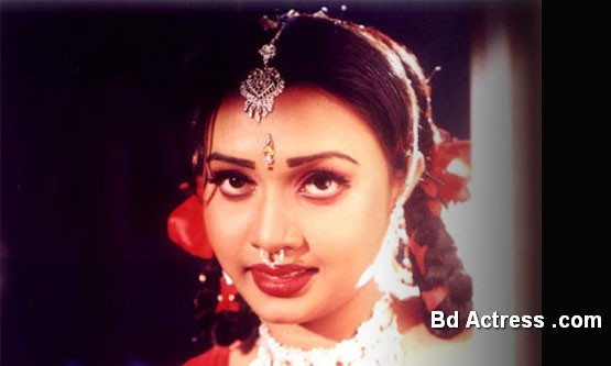 Bangladeshi Actress Poly Photo-01
