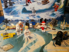 The LEGO Star Wars Advent Calendar Day 16 Zev Senesca pilot minifigure