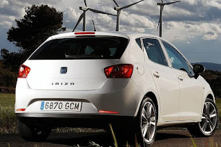 Seat Ibiza 2008 vista posterior