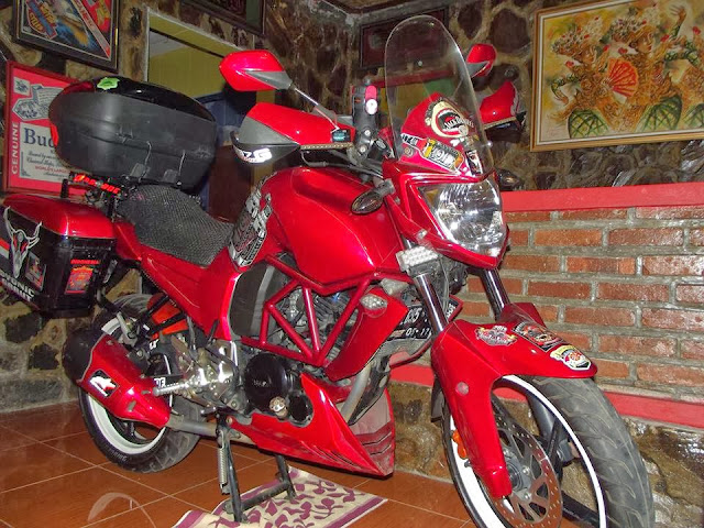 Modifikasi Yamaha Byson 2012 Ala Touring