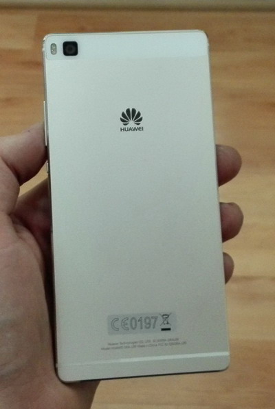 Spesifikasi dan Harga Huawei Ascend P8