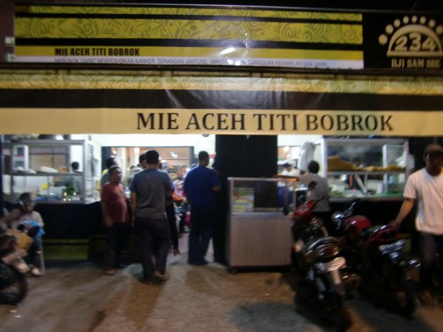 tempat makan termurah di medan 7