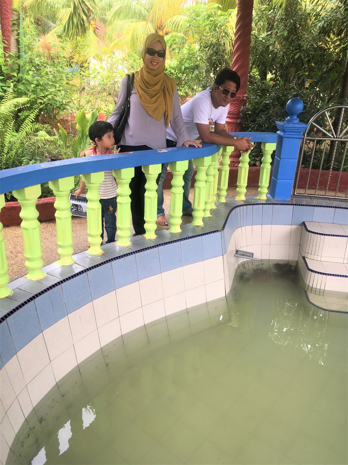 Visit Endangered Sea Turtles At  Pusat Konservasi Dan Penerangan Penyu, Cherating Pahang
