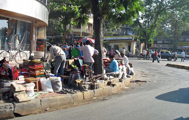 pavement vendors selling woollens