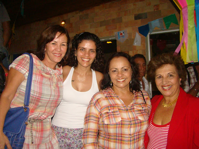 Forró da Amarv 2012 reuniu amigos do Rio Vermelho